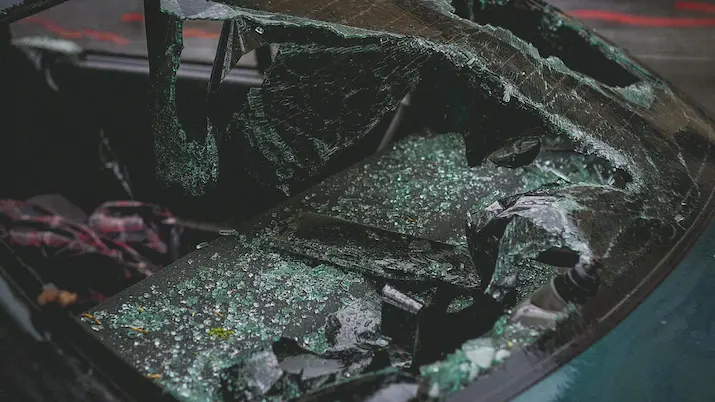 Kada se radi reparacija šoferšajbne, a kada zamena?